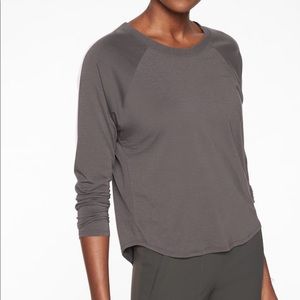 Athleta Toganga Top L “Flagstone Gray”